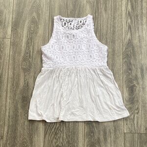 Amy Byer - Girls White Crochet Flowy Peplum Tank - Size M (10-12)
